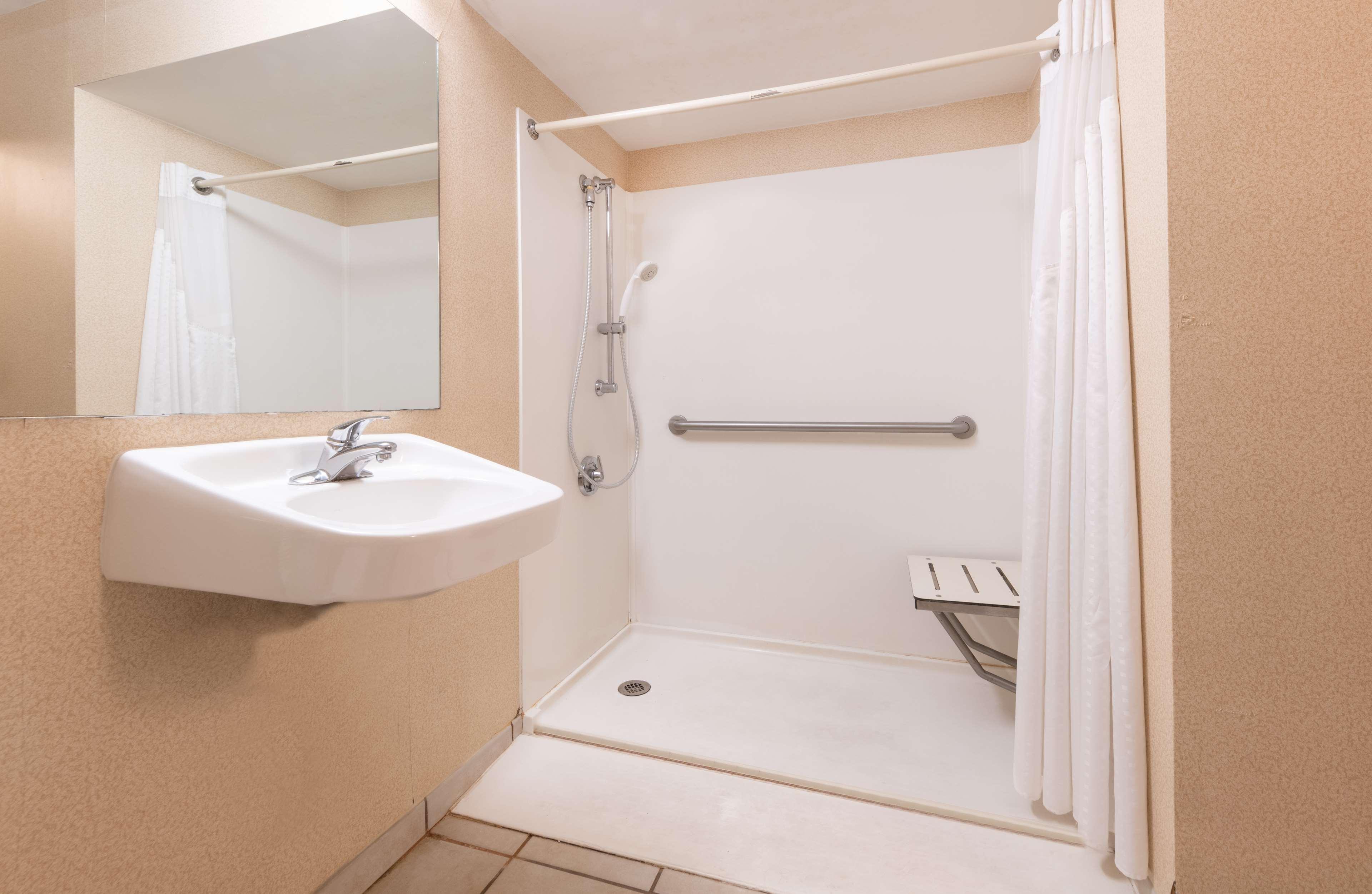 Aviator Hotel & Suites, BW Signature Collection Green Park Екстер'єр фото